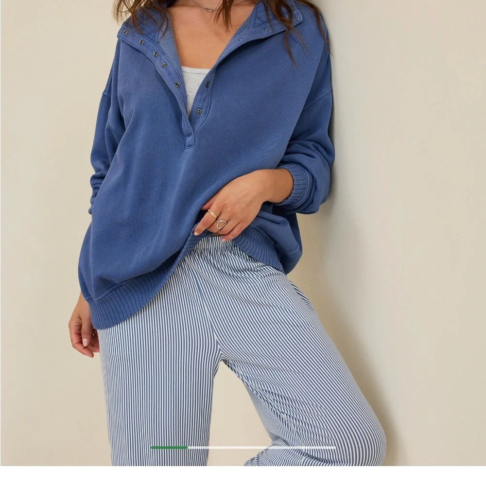 Aerie Blue Half-Zip Sweatshirt - Picture 1 of 7